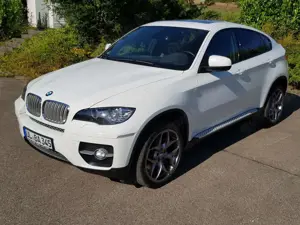 BMW X6 xDrive50i Bild 1