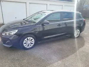 Hyundai i30 i30 Kombi 1.4 T-GDI DCT YES!