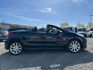 Peugeot 207 Roland Garros Bild 5