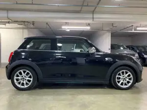 MINI Cooper 3-trg. Automatik~Klima~Teilleder Bild 4
