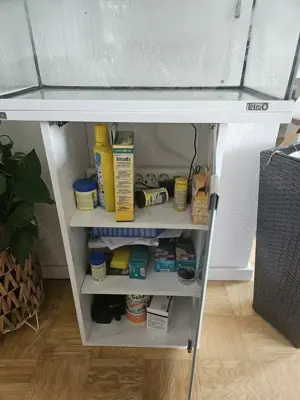 Aquarium Tertra 60l mit Unterschrank Bild 5