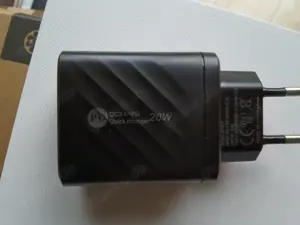 20 Watt Schnellladegerät, Anzeige Spannung + Stromstärke, Quick Hyper-charger Bild 2