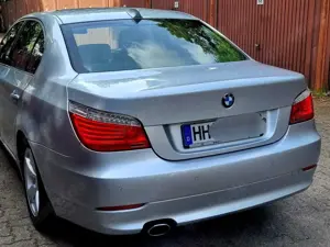 BMW 320 520i /Facelift-Modell / Original Zustand/Rentnerf. Bild 5