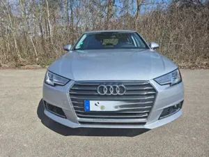 Audi A4 A4 Avant Avant 2.0 TFSI ultra S tronic design Bild 2