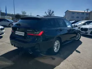 BMW 320 d Touring Aut MSport AHK Panorama LED DriveAss Hif Bild 4