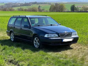 Volvo V70 2.4 Kombi 5 Zyl. Automatic blau Klima Euro 4 ZV Bild 5