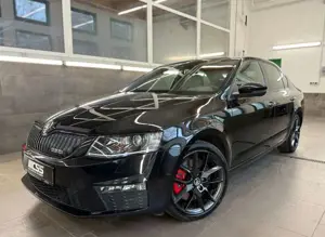 Skoda Octavia Lim. RS XENON LEDER NAVI DAB LANE LIGHTA