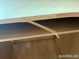 Schreibtisch aus Holz