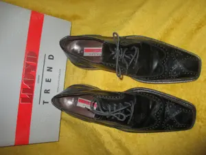 Anlass Business Freizeit Budapester Echt- Leder Schnür Schuhe "Lloyd" Modell: Neo Gr. 43  9 schwarz