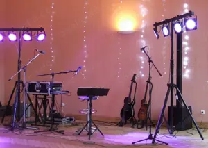 Live Musik Musiker Sänger Gitarrist Ein-Mann-Band kein DJ Bild 7
