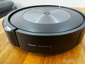 iRobot Roomba j7+ Saugroboter