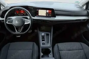 Volkswagen Golf VIII Variant 1.5 eTSI OPF DSG Move Klima Navi