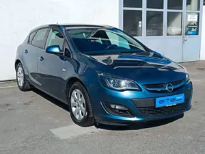 Opel Astra J Lim. 5-trg. Style SHZ Navi