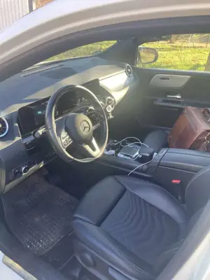 Mercedes-Benz B 180 d 7G-DCT