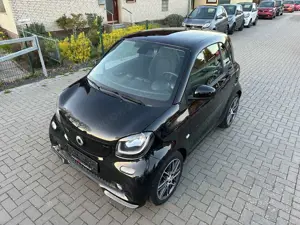 smart forTwo Brabus Xclusive 109PS-LED-NAVI-KAM-JBL Bild 3