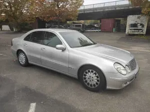 Mercedes-Benz 220 220 CDI