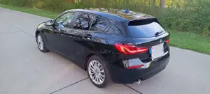 BMW 120 1er 120i Aut. Advantage Bild 2