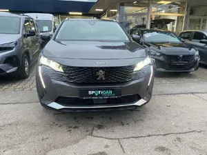 Peugeot 3008 Allure Pack Blue HDi Bild 2