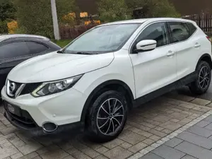Nissan Qashqai Qashqai 1.2 DIG-T N-Connecta Bild 2