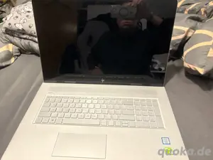 HP ENVY Laptop 17-ae0xx