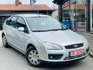 Ford Focus Lim. Style ROST