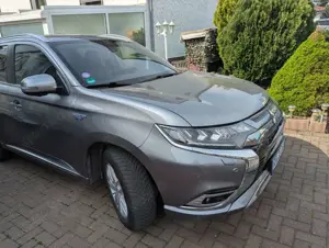 Mitsubishi Outlander 2.4 PHEV Plug-in Hybrid, PHEV Top 4WD