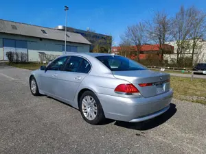 BMW 745 7er 745i Bild 4