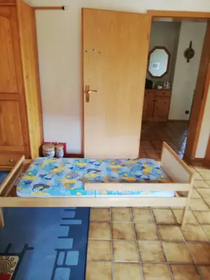 Kinderbett inkl. Rost und Matratze Bild 2