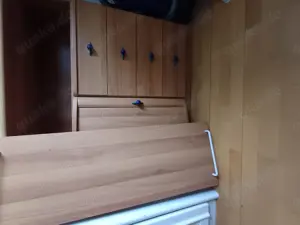 Wickelkommode mit Ablagefach 