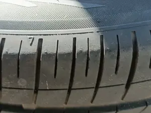 4 neuwertige Original Sommerreifen für TOYOTA COROLLA auf Toyota Alufelgen  Bild 3