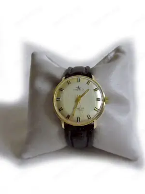 Elegante Armbanduhr von Dugena