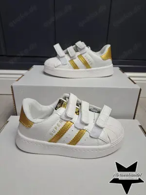 Kinderschuh weiß-gold in Größe 25 mit Klettverschluss