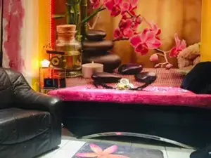 Diskret Date Oase - Freiraum für erotische Genießer Stunden Bild 3