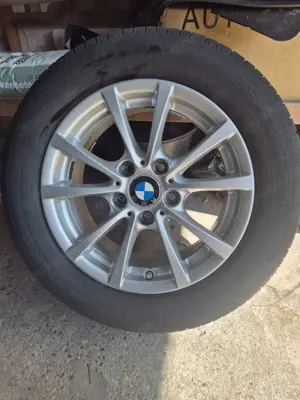 Bmw Alufelgen 16 Zoll mit Sommerreifen 