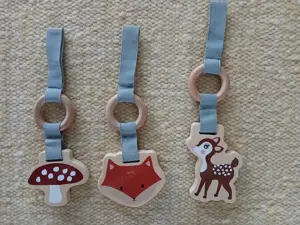 3 Holzfiguren zum Aufhängen