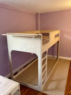 Designer-Bett in Schreinerqualität