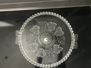 Torten. Kuchenplatte mit Fuß