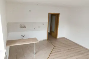 Helle und gemütliche 52 m -Wohnung mit offener Wohnküche   Bild 3