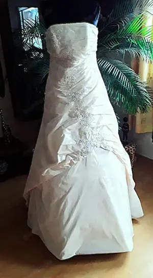 Brautkleid von Agnes,Gr.L,champagnerfarbend mit Schleppe