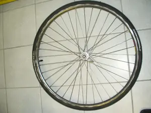 Campagnolo Klassiker Laufräder 8fach..13-23..neue Reifen Bild 2