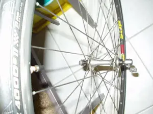 Campagnolo Klassiker Laufräder 8fach..13-23..neue Reifen Bild 3