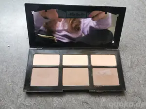 Originally Kat Hon A contouring palette