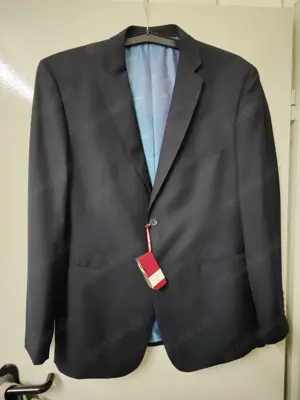 Herren Sakko ungetragen