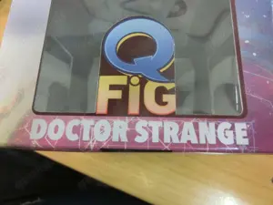 Maevel Q-fig Doctor STRANGE Vinyl Figur NEU Bild 2