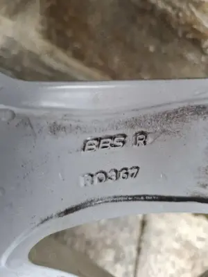 4 Audi Alufelgen mit Pirelli Sommerreifen 17 Zoll 225 50 R 17 98 Y Bild 4