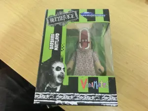 DIAMOND SELECT TOYS Beetljuice Barbara Maitland Vinyl Figure
