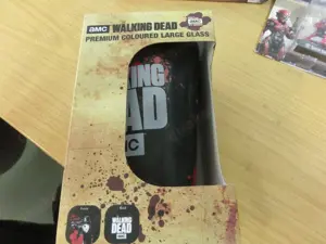 AMC The Walking Dead Daryl Dixon Sammelglas - Premium Coloured Glass