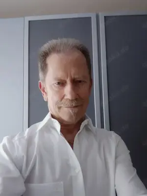 Suche Reisebegleiterin aus dem Raum Köln-Bonn 09.05. - 23.05.26 kostenlos nach Dubai