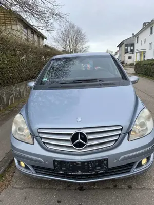 Mercedes-Benz B 200 V6 Turbo Benziner