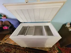Verkaufe Gefrierschrank Gefriertruhe